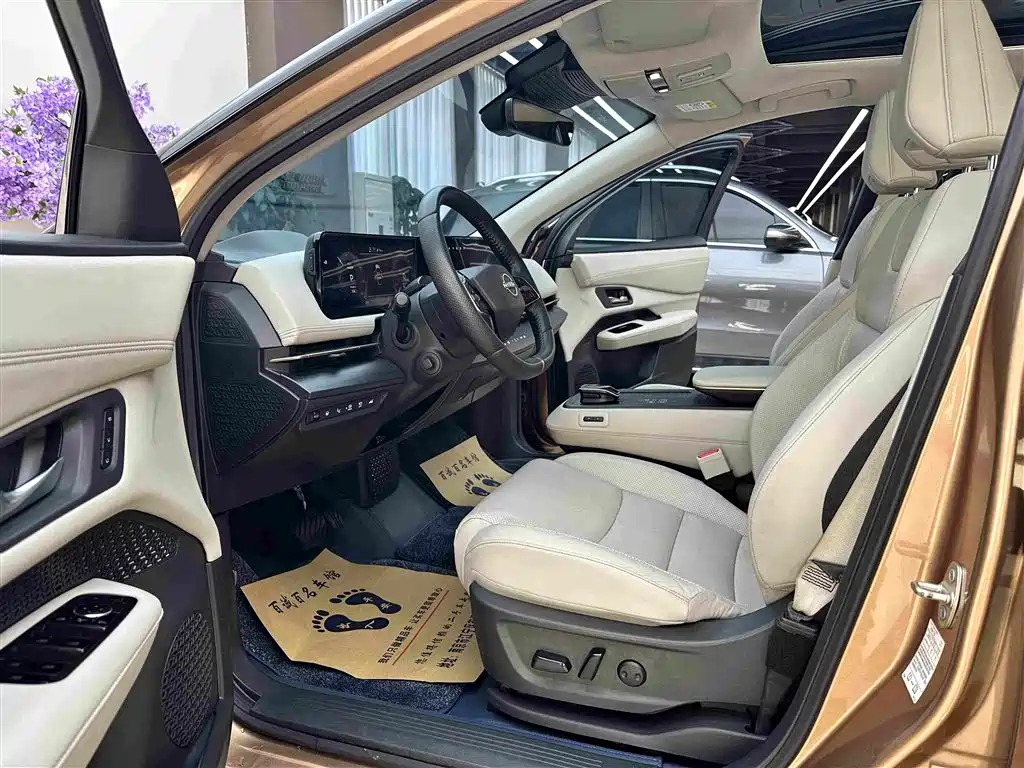 Nissan Ariya — миниатюра 9