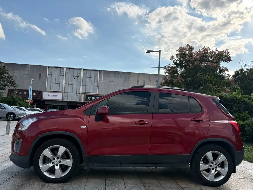 Chevrolet Trax — миниатюра 3