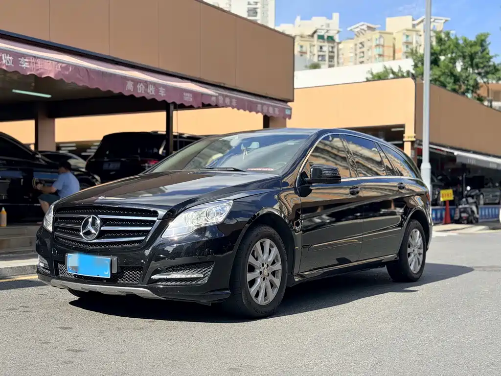 Mercedes-Benz R-Class 2016