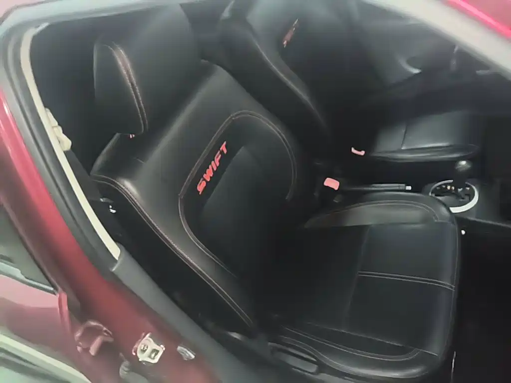 Suzuki Swift — миниатюра 25
