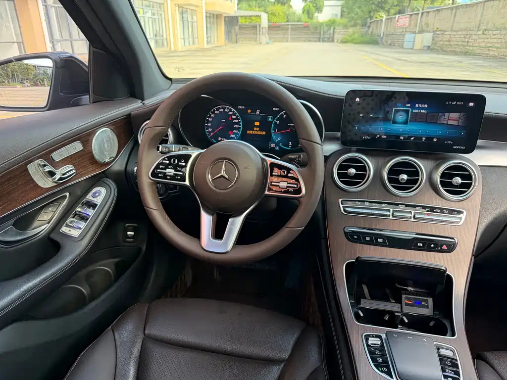 Mercedes-Benz GLC — миниатюра 7