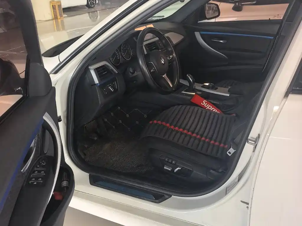 BMW 3 Series — миниатюра 7