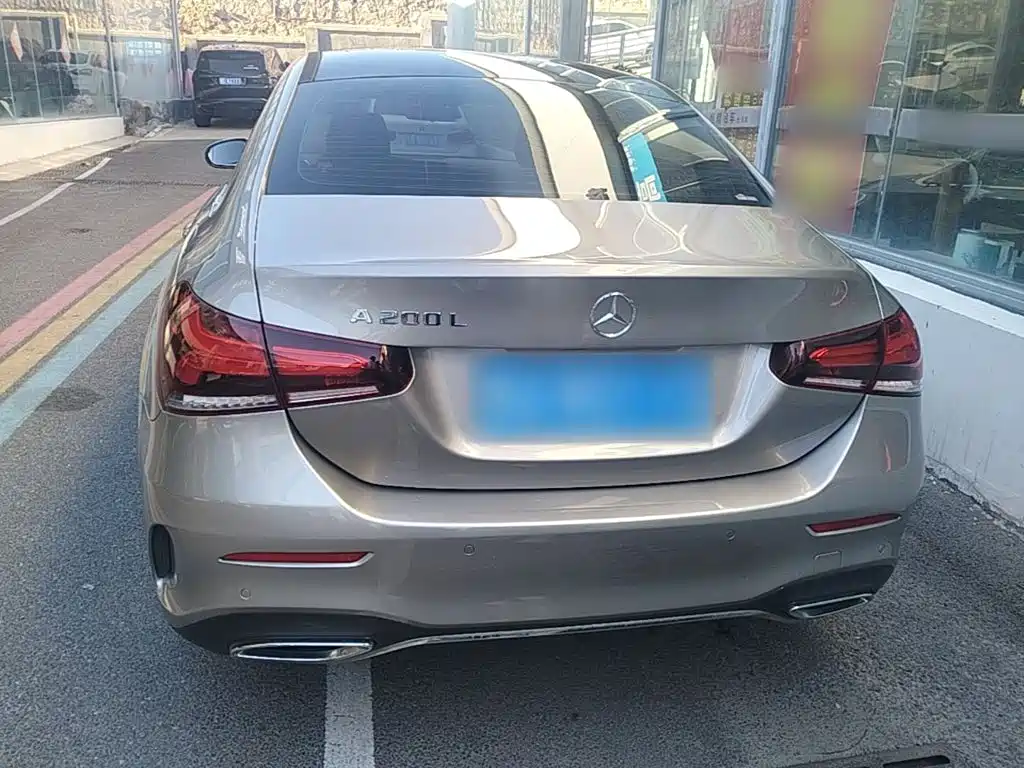 Mercedes-Benz A-Class — миниатюра 6