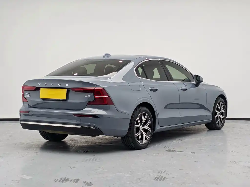 Volvo S60 — миниатюра 5