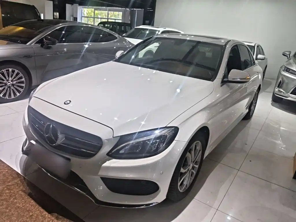 Mercedes-Benz C-Class — миниатюра 2