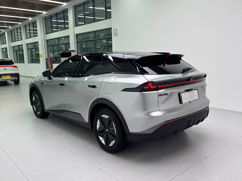 Changan Deepal DARK BLUE S07