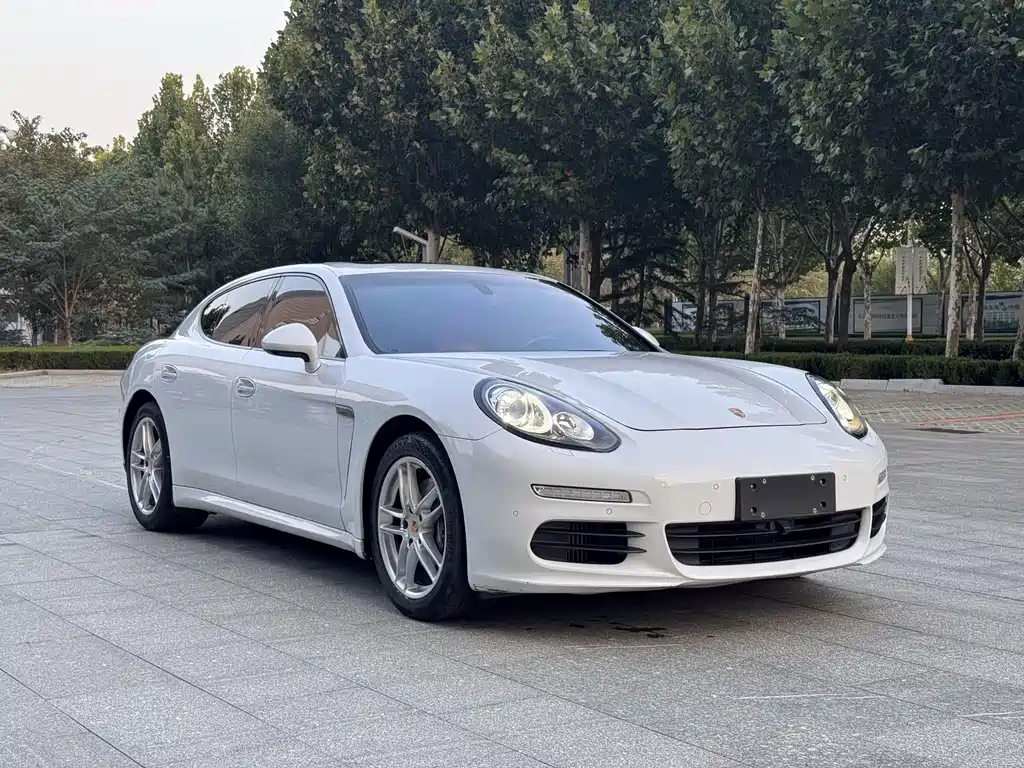 Porsche Panamera — миниатюра 3