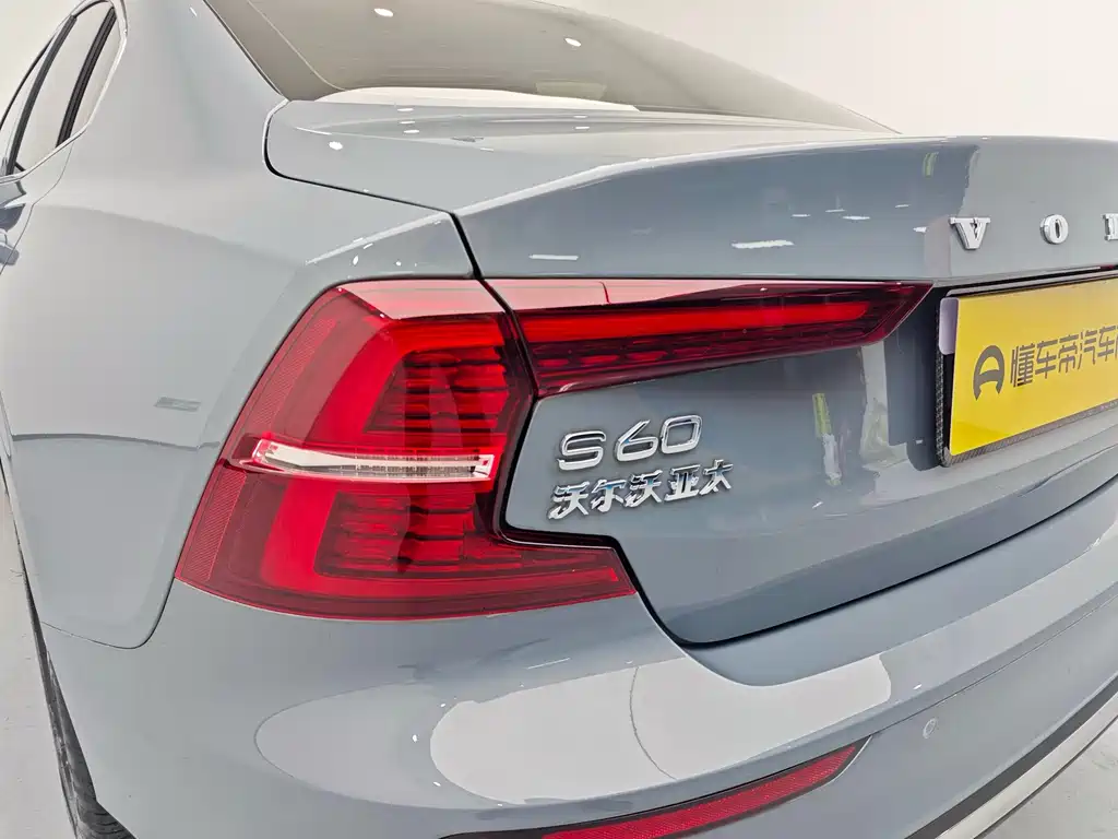 Volvo S60 — миниатюра 19