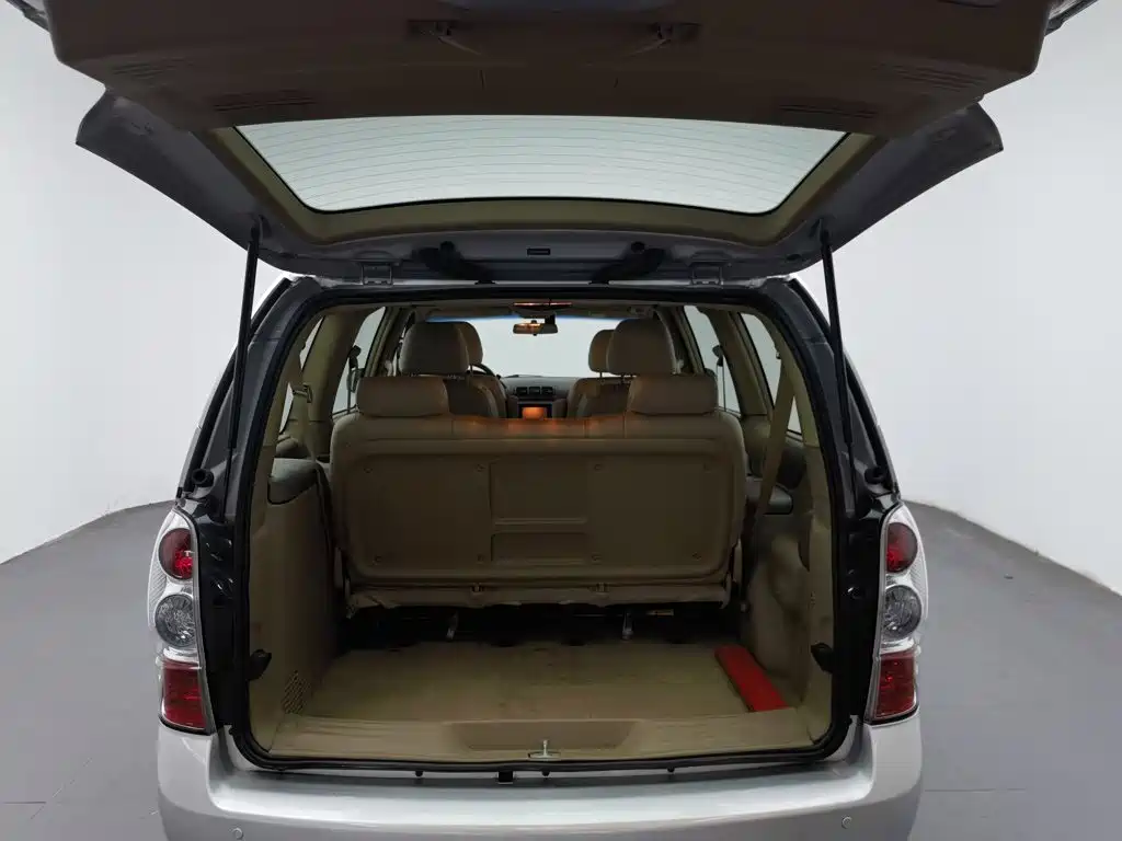 Buick GL8 — миниатюра 16