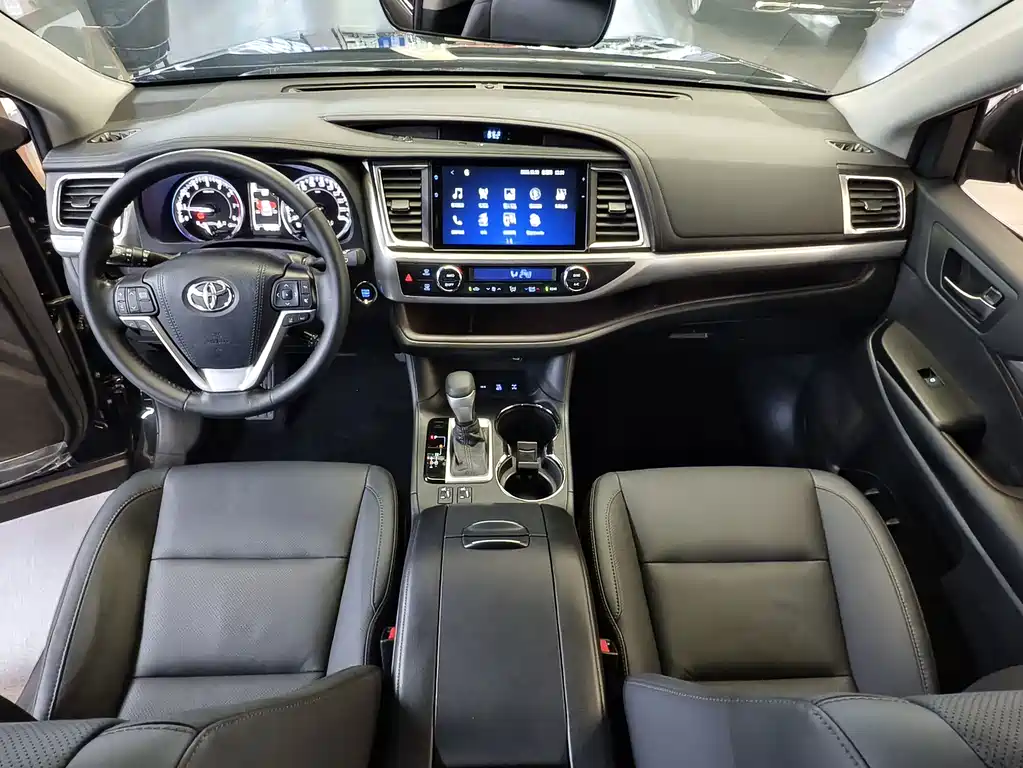 Toyota Highlander — миниатюра 14