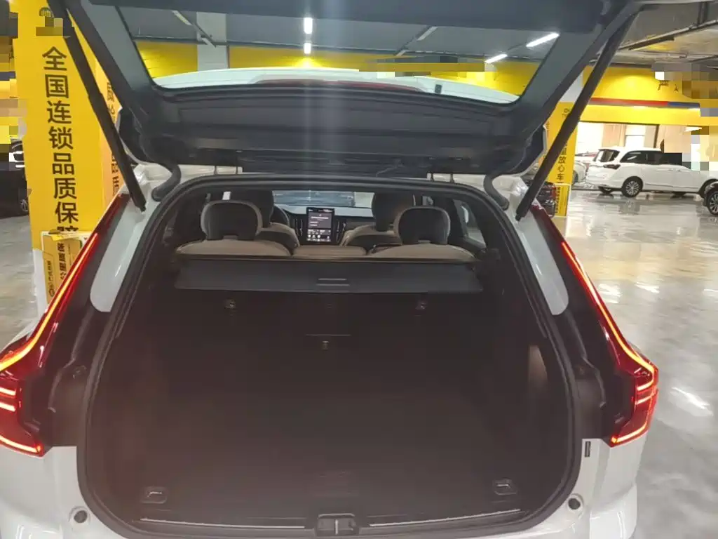 Volvo XC60 — миниатюра 19