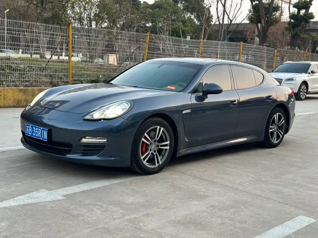 Porsche Panamera 2013