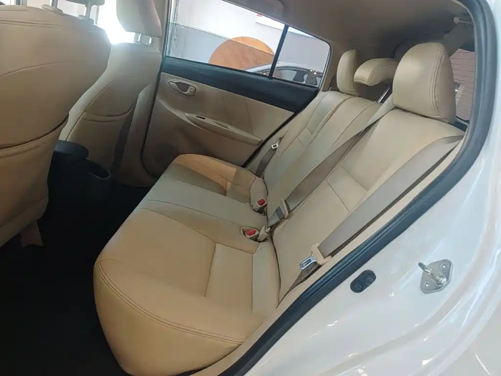 Toyota Vios FS — миниатюра 17