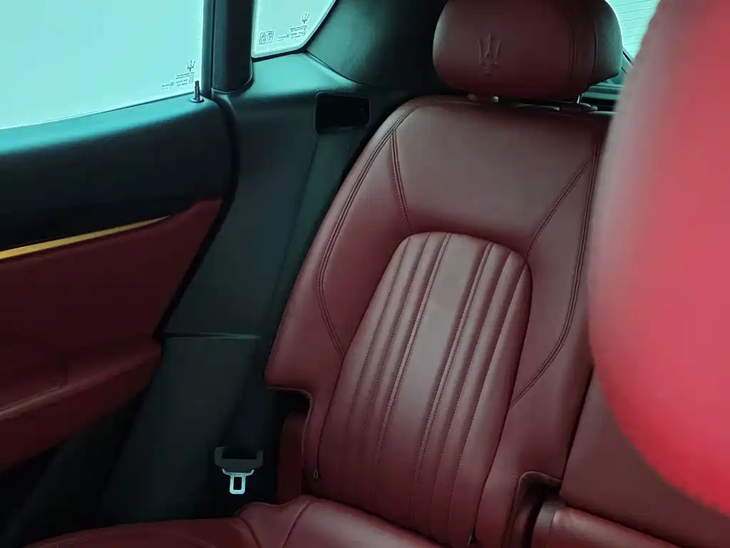 Maserati Levante — миниатюра 3