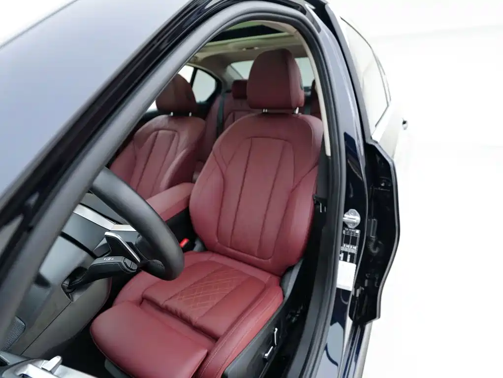 BMW 3 Series — миниатюра 14