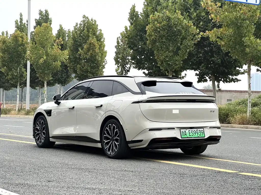 Zeekr 007GT — миниатюра 9