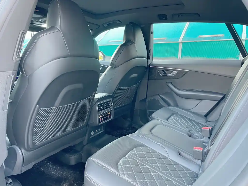 Audi Q8 — миниатюра 7