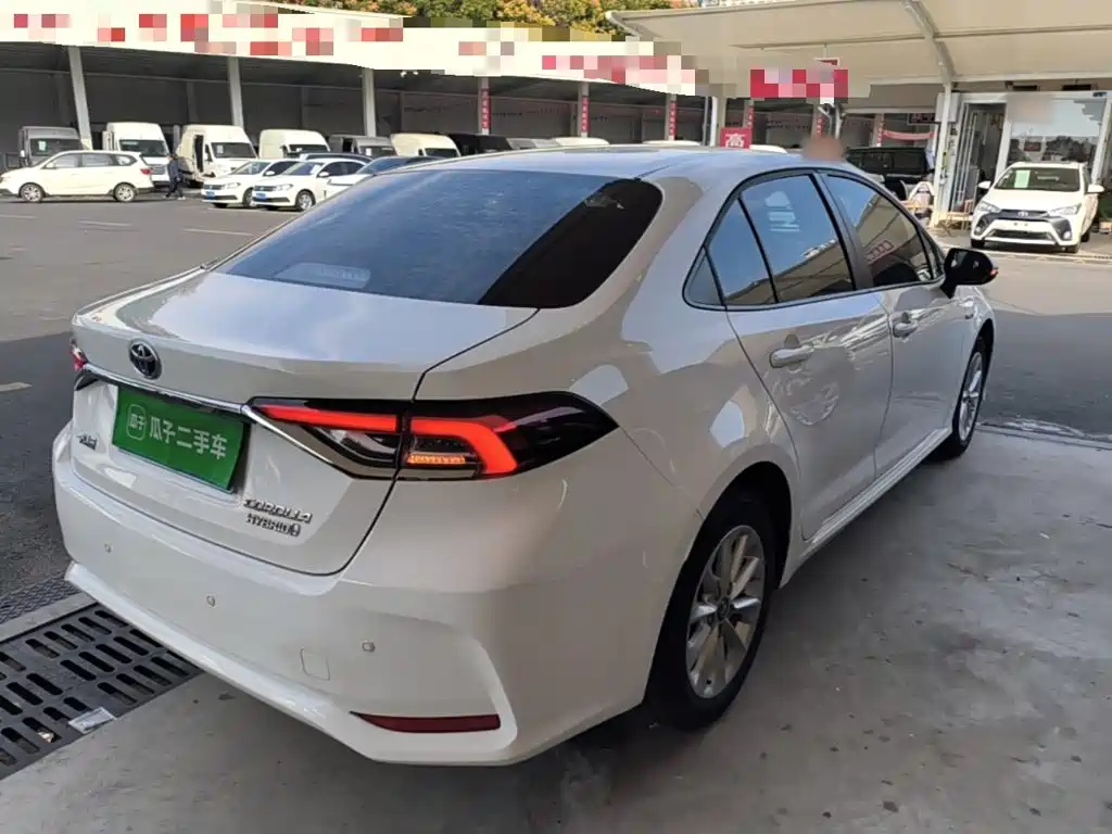 Toyota Corolla — миниатюра 7