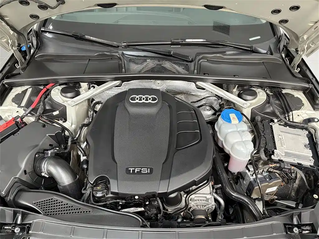 Audi A4L — миниатюра 8