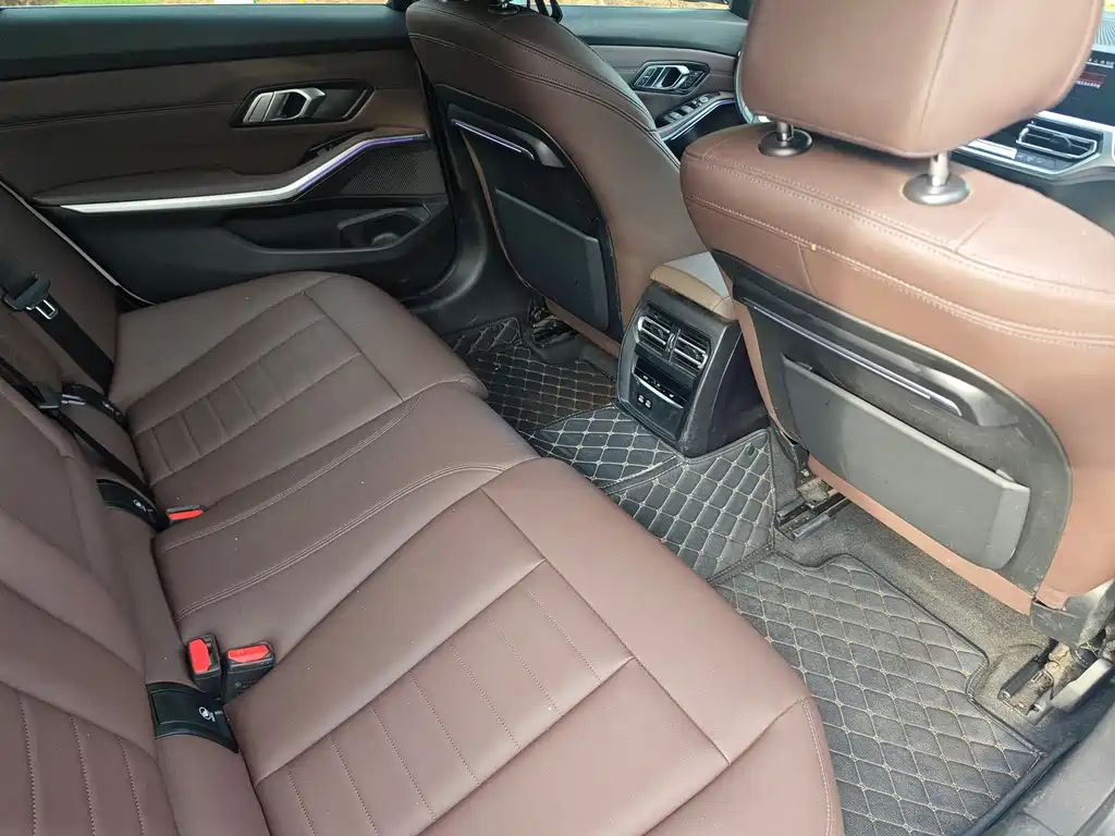 BMW 3 Series — миниатюра 15
