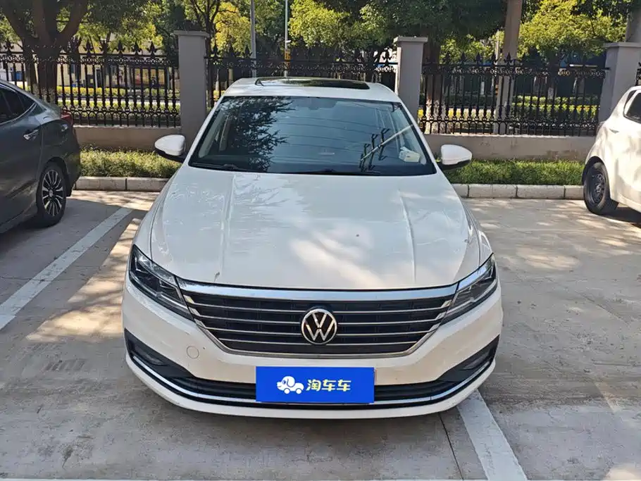 Volkswagen Lavida — миниатюра 2