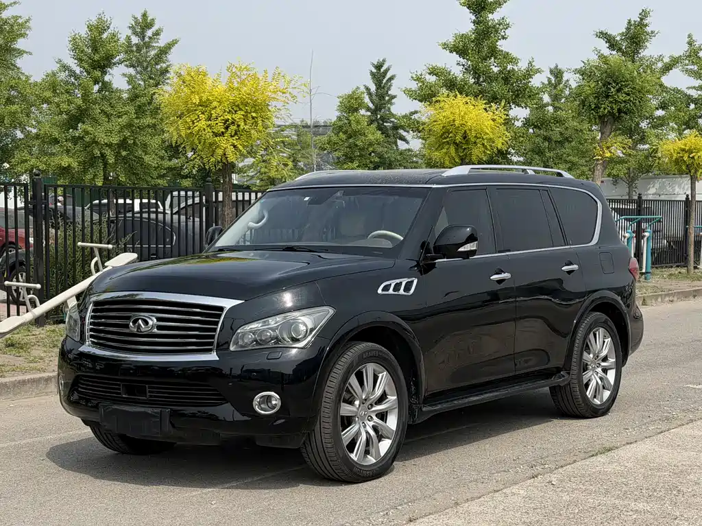 Infiniti QX80 2012