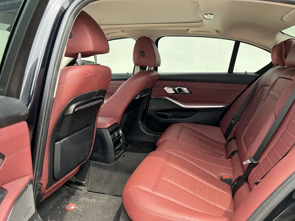 BMW 3 Series — миниатюра 3