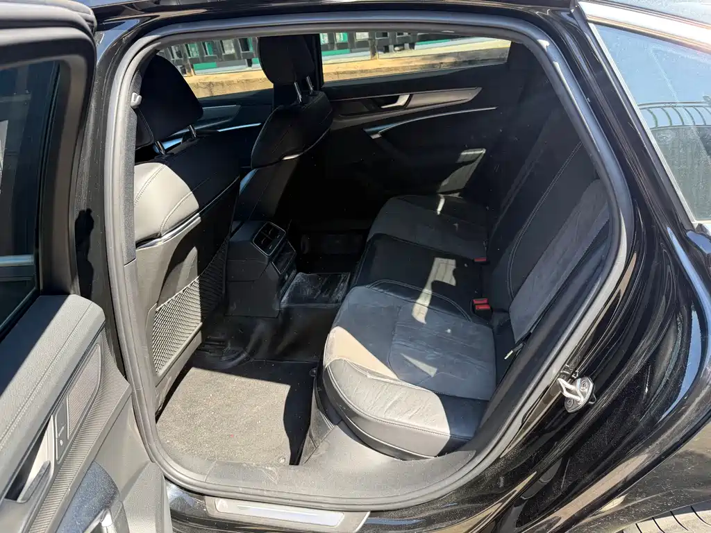 Audi A6L — миниатюра 7