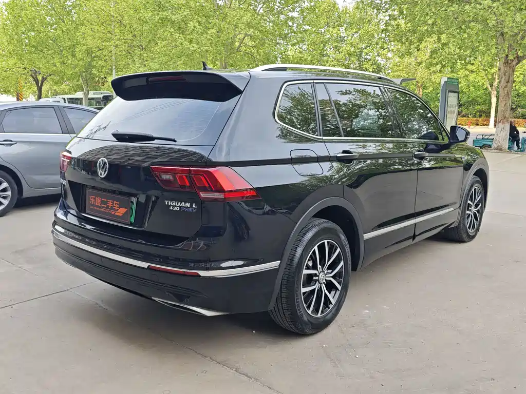 Volkswagen Tiguan L PHEV — миниатюра 4