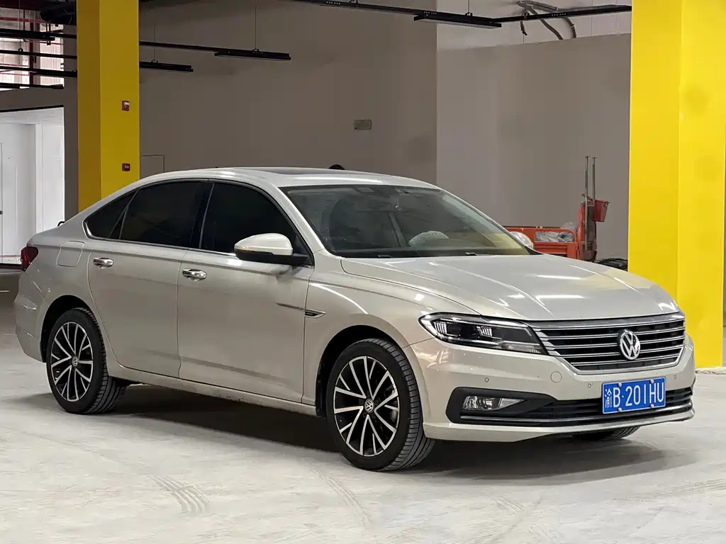 Volkswagen Lavida — миниатюра 3