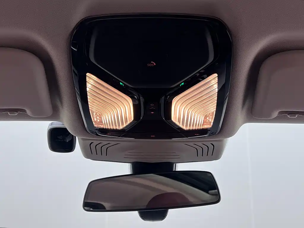 BMW X4 — миниатюра 23