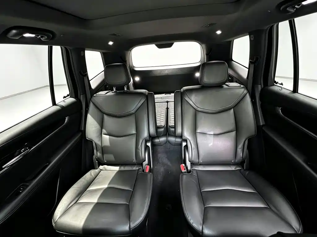 Cadillac XT6 — миниатюра 8