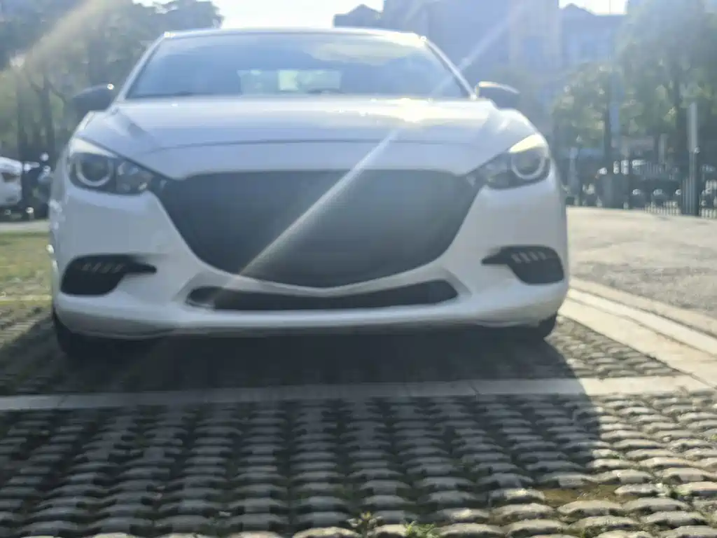 Mazda 3 Axela — миниатюра 2