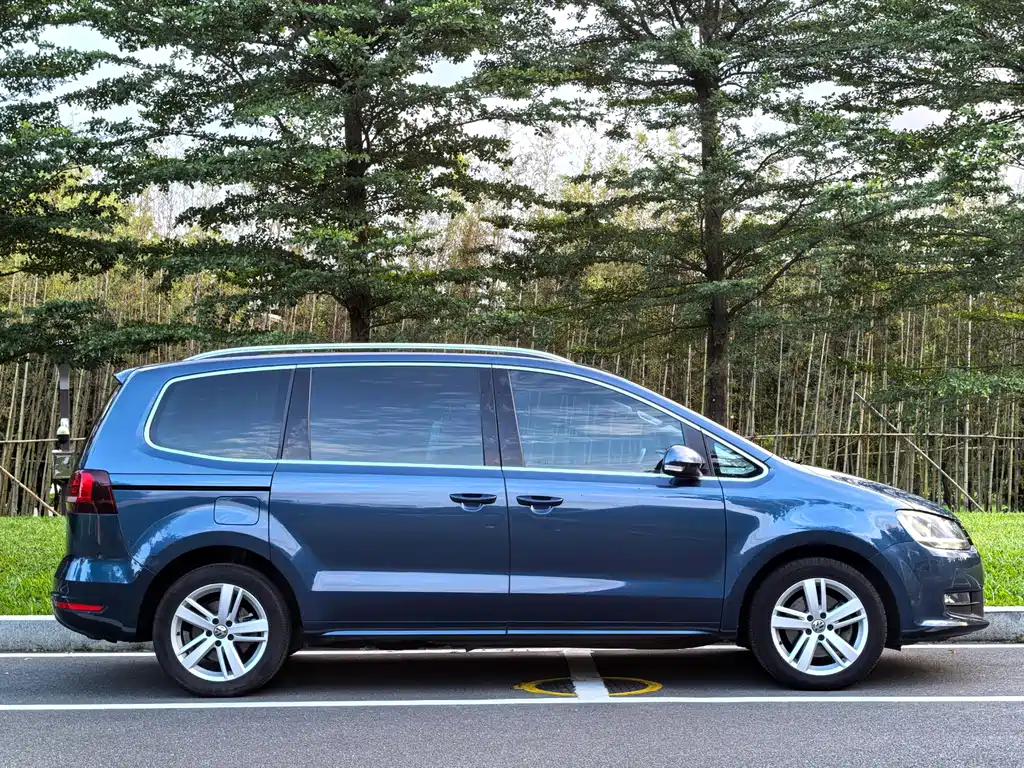 Volkswagen Sharan — миниатюра 2