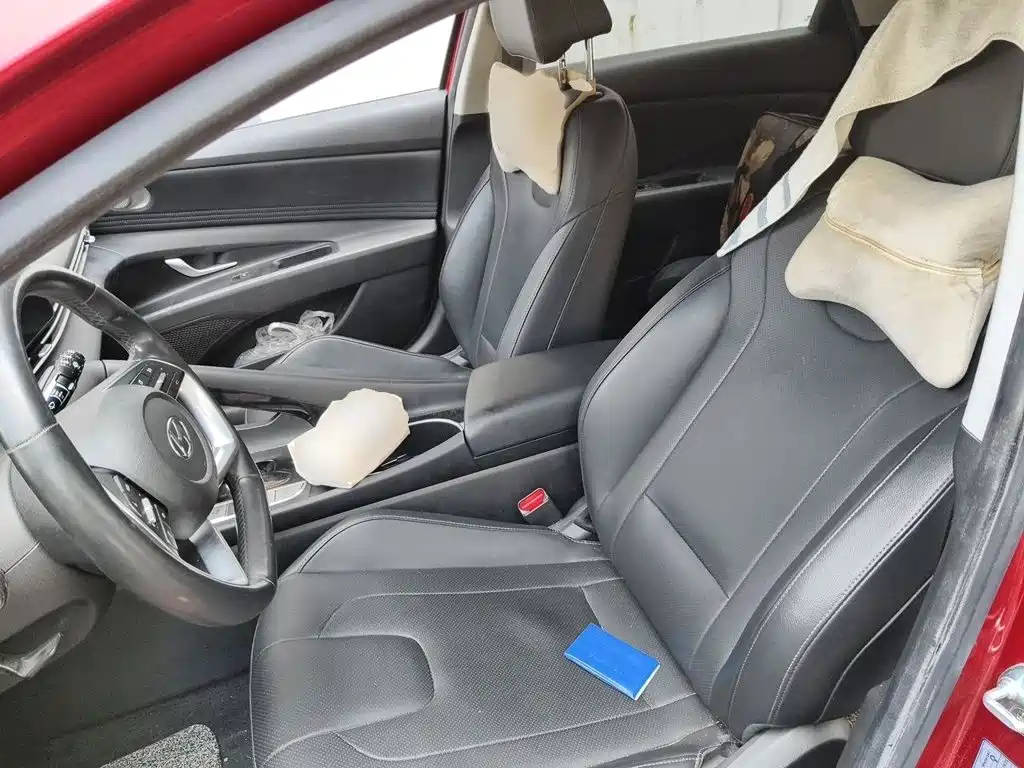 Hyundai Elantra — миниатюра 8