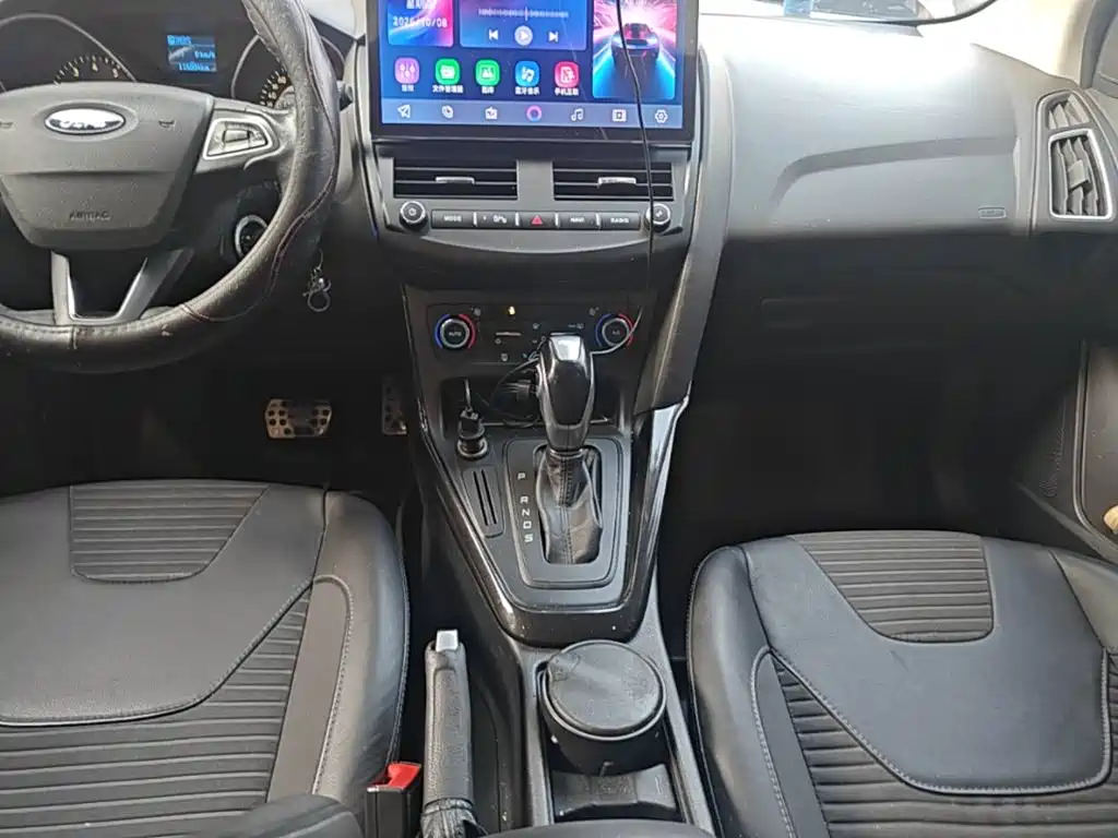 Ford Focus — миниатюра 14