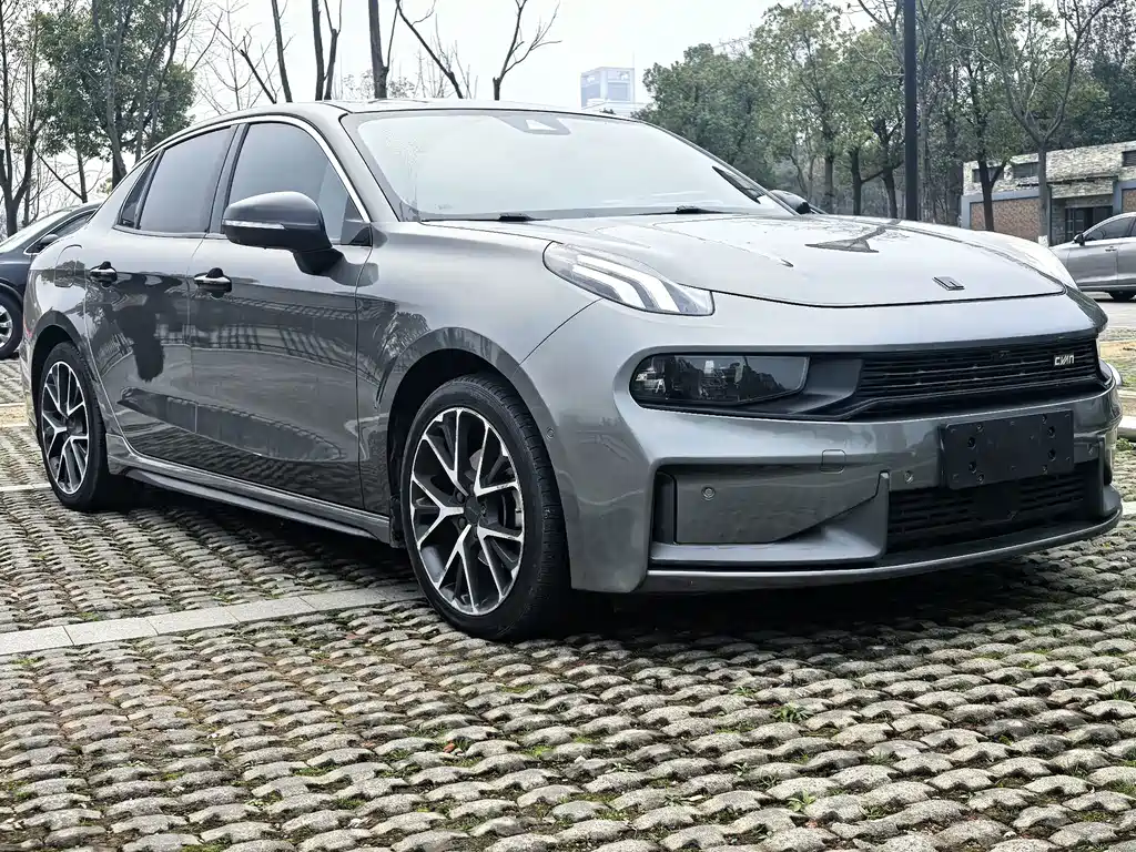 Lynk & Co 03 — миниатюра 3