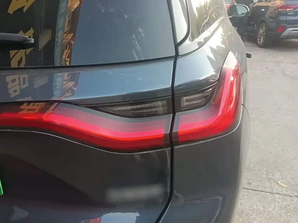 NIO ES8 — миниатюра 8
