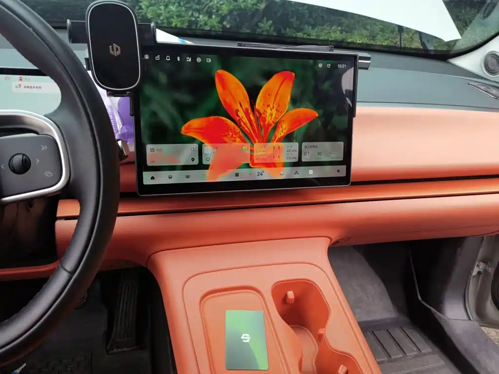 Leapmotor Leapmotor C10 — миниатюра 6