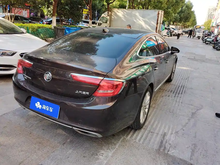 Buick LaCrosse — миниатюра 3