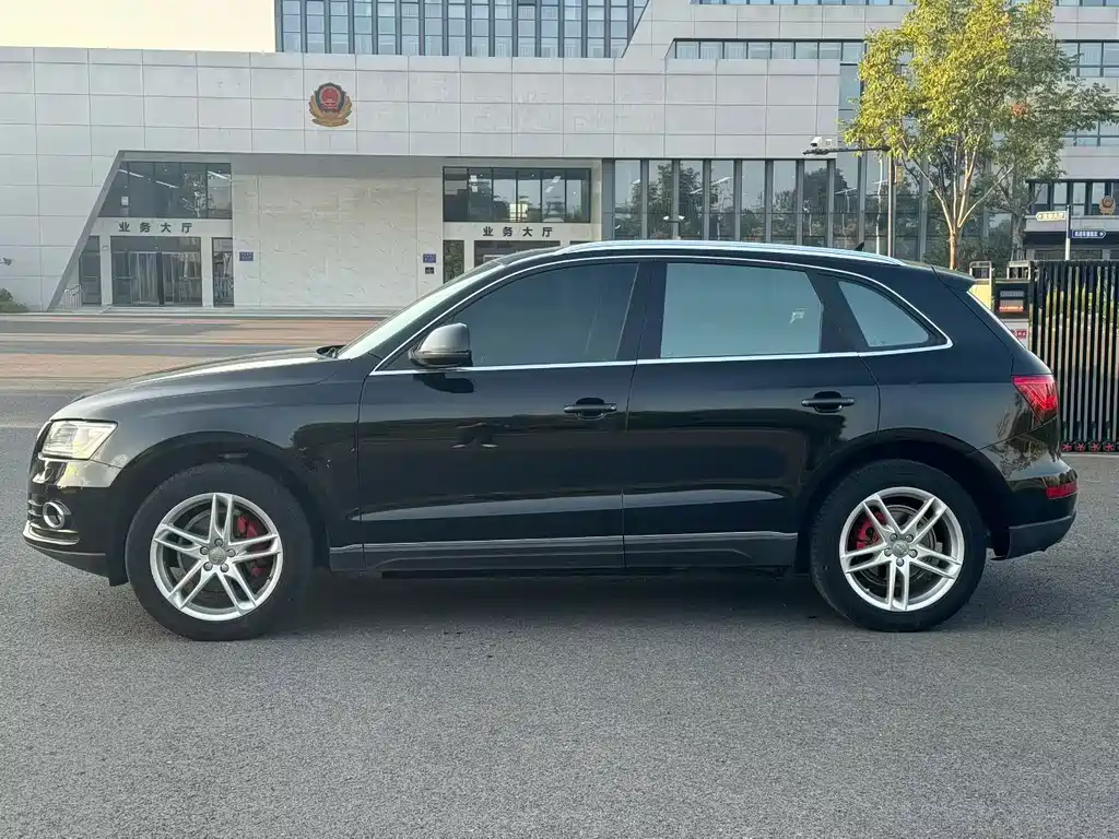 Audi Q5 — миниатюра 3