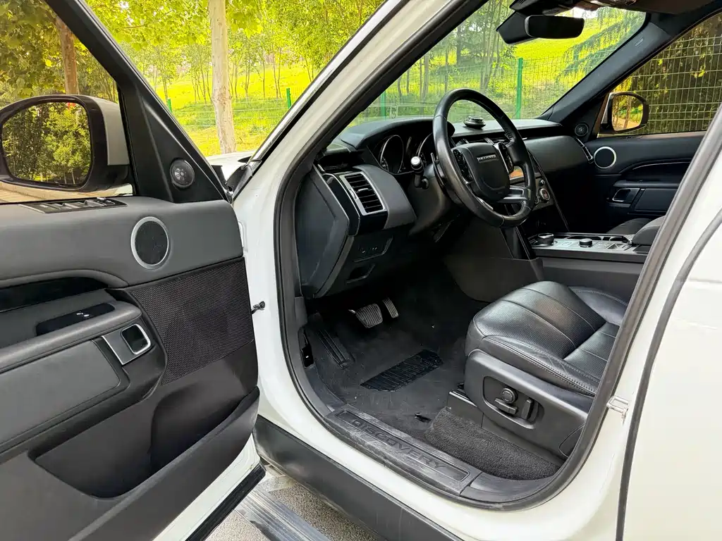 Land Rover Discovery - фото 4