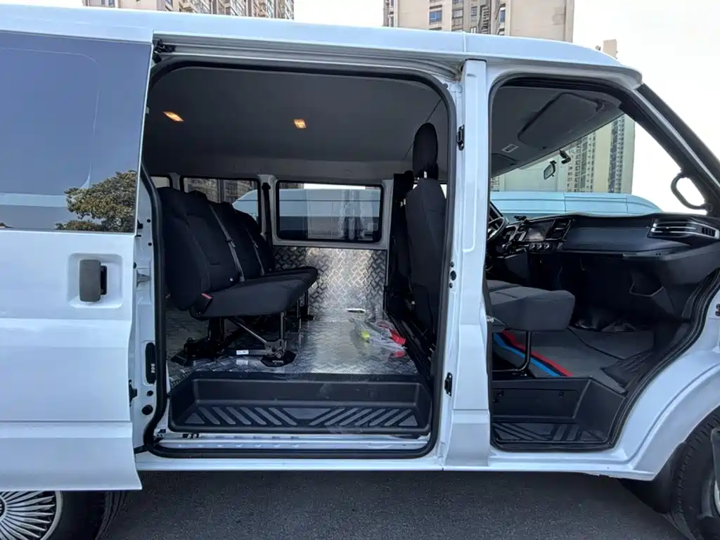 JMC JMC Fushun — миниатюра 18