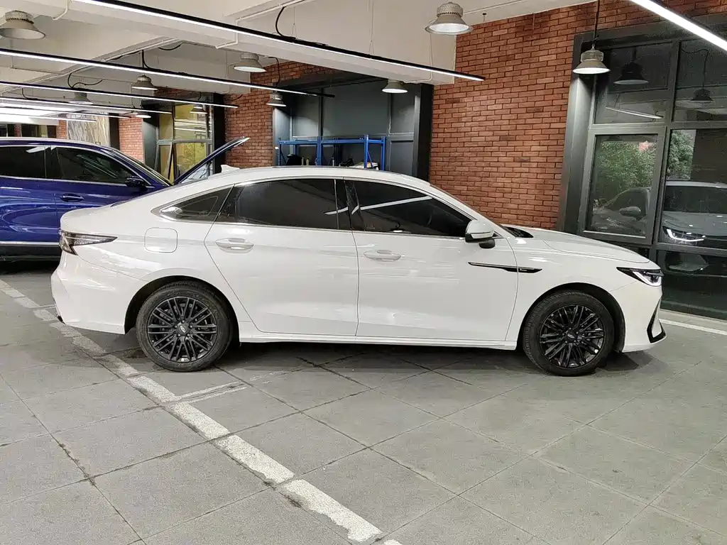 Chery Arrizo 8 — миниатюра 4