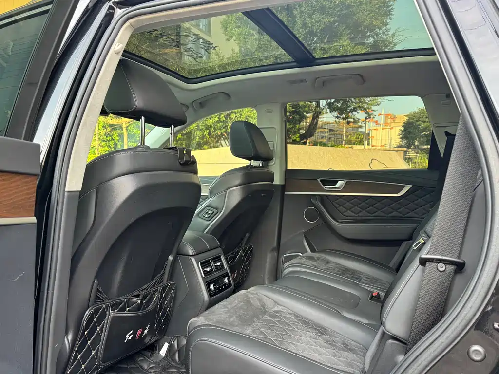 Hongqi Hongqi HS7 — миниатюра 5