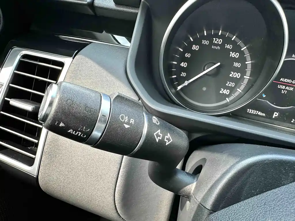 Land Rover Discovery — миниатюра 14