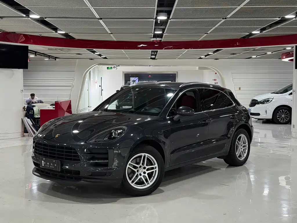 Porsche Macan — миниатюра 3