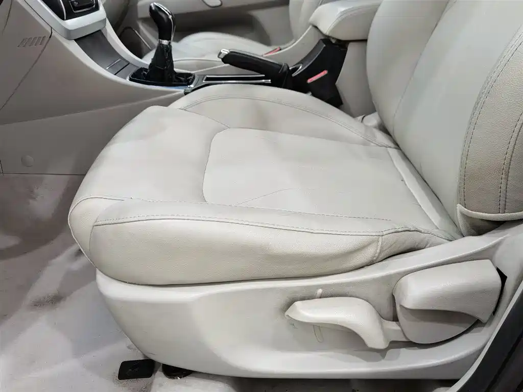 GEELY AUTOMOBILE EMGRAND