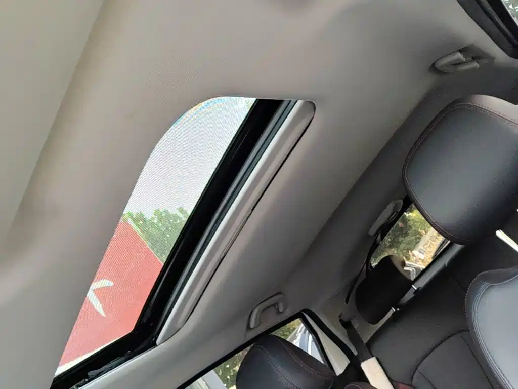 Geely Vision X3 — миниатюра 18