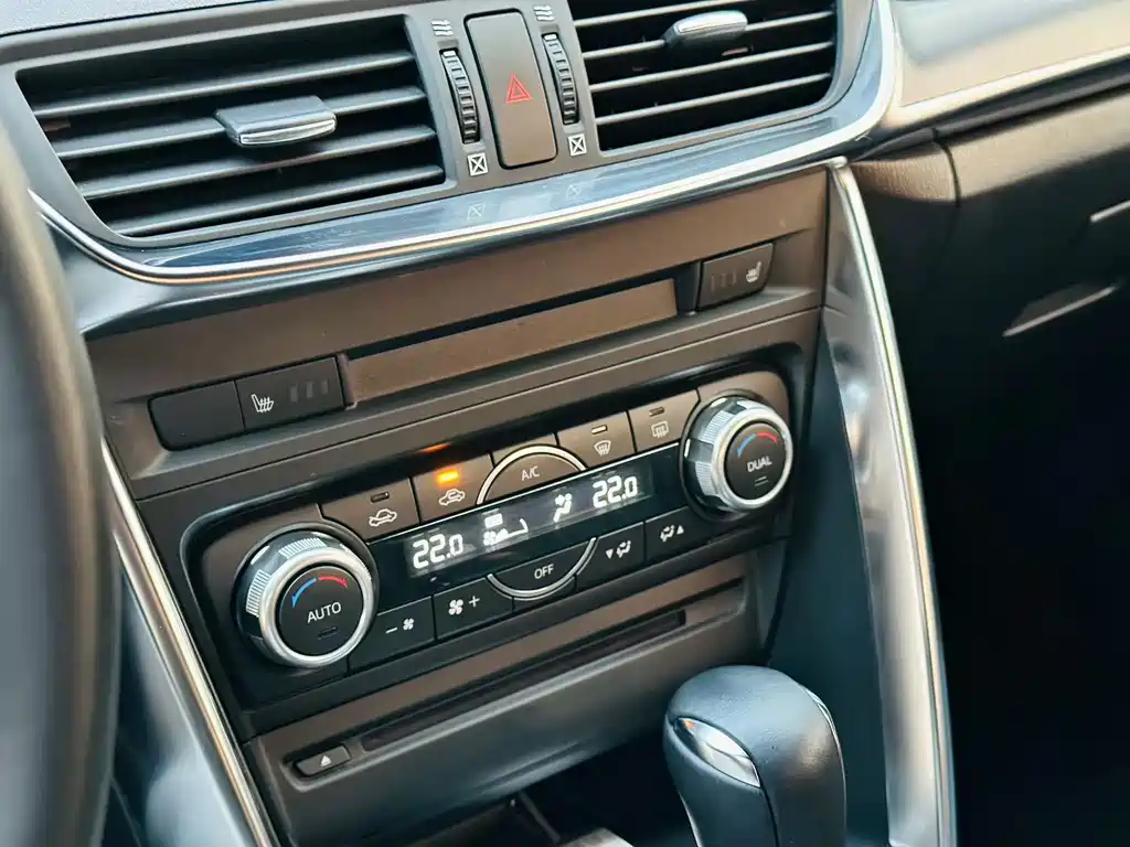 Mazda CX-4 — миниатюра 9